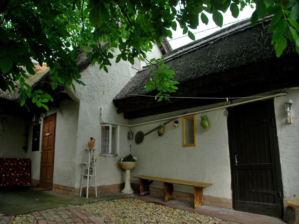 Natura Vendégház Pazmand Extérieur photo
