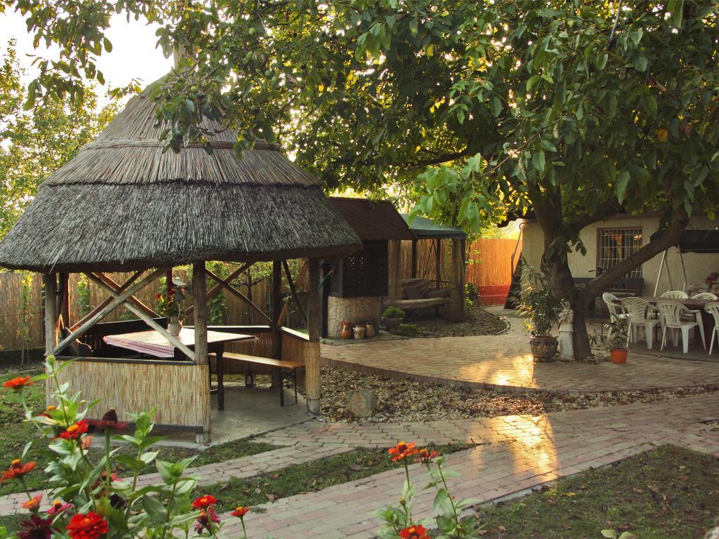 Natura Vendégház Pazmand Extérieur photo